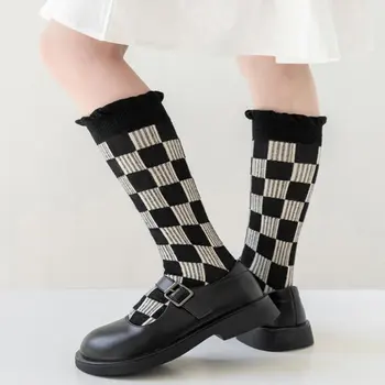 Новые носки для девочек в стиле ретро, хлопковые дышащие носки в клетку для девочек, детские носки