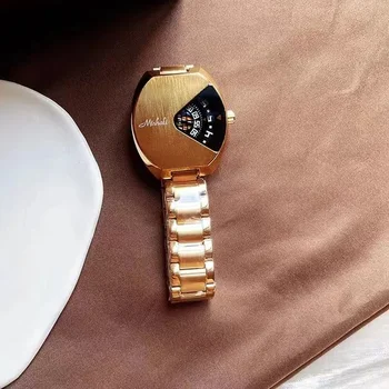 Высококачественные 2023 Новые женские часы из нержавеющей стали и золота Подарок для влюбленных Персонализированный дизайн Авангардная мода Научная фантастика