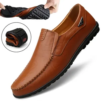 Мужская обувь Из натуральной кожи, мужская повседневная обувь, Бренд 2023, мужские Дышащие слипоны, черные туфли для вождения, лоферы, Большие размеры 37-46